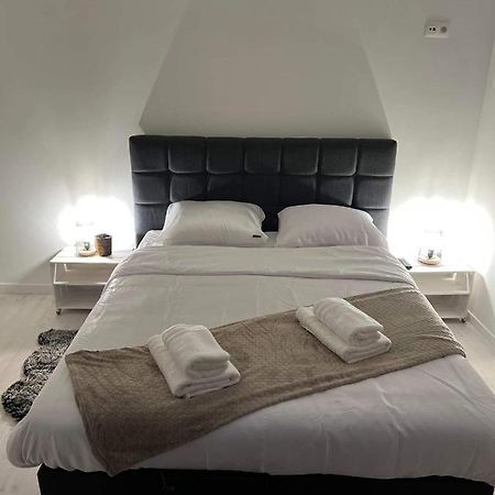 Prachtige Kamer In Centrum Brugge Met Badkamer ! Bruges Exterior foto