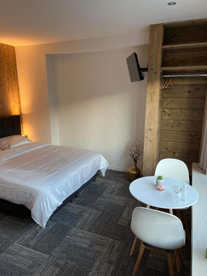 Prachtige Kamer In Centrum Brugge Met Badkamer ! Bruges Exterior foto